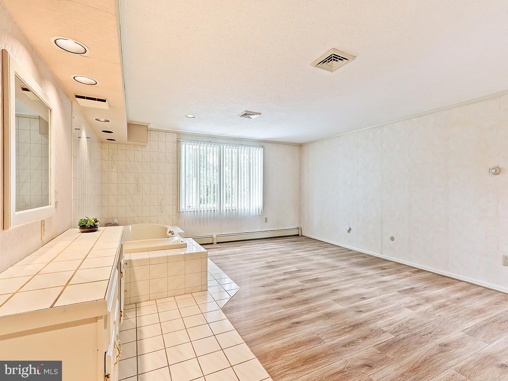 929 Creamery Rd Property Photo 25
