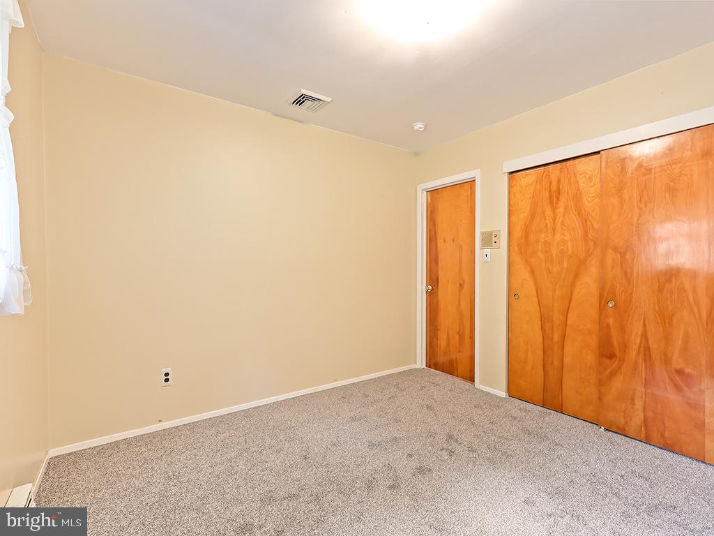 929 Creamery Rd Property Photo 28