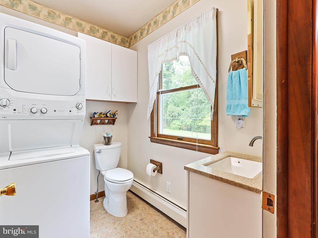 929 Creamery Rd Property Photo 35