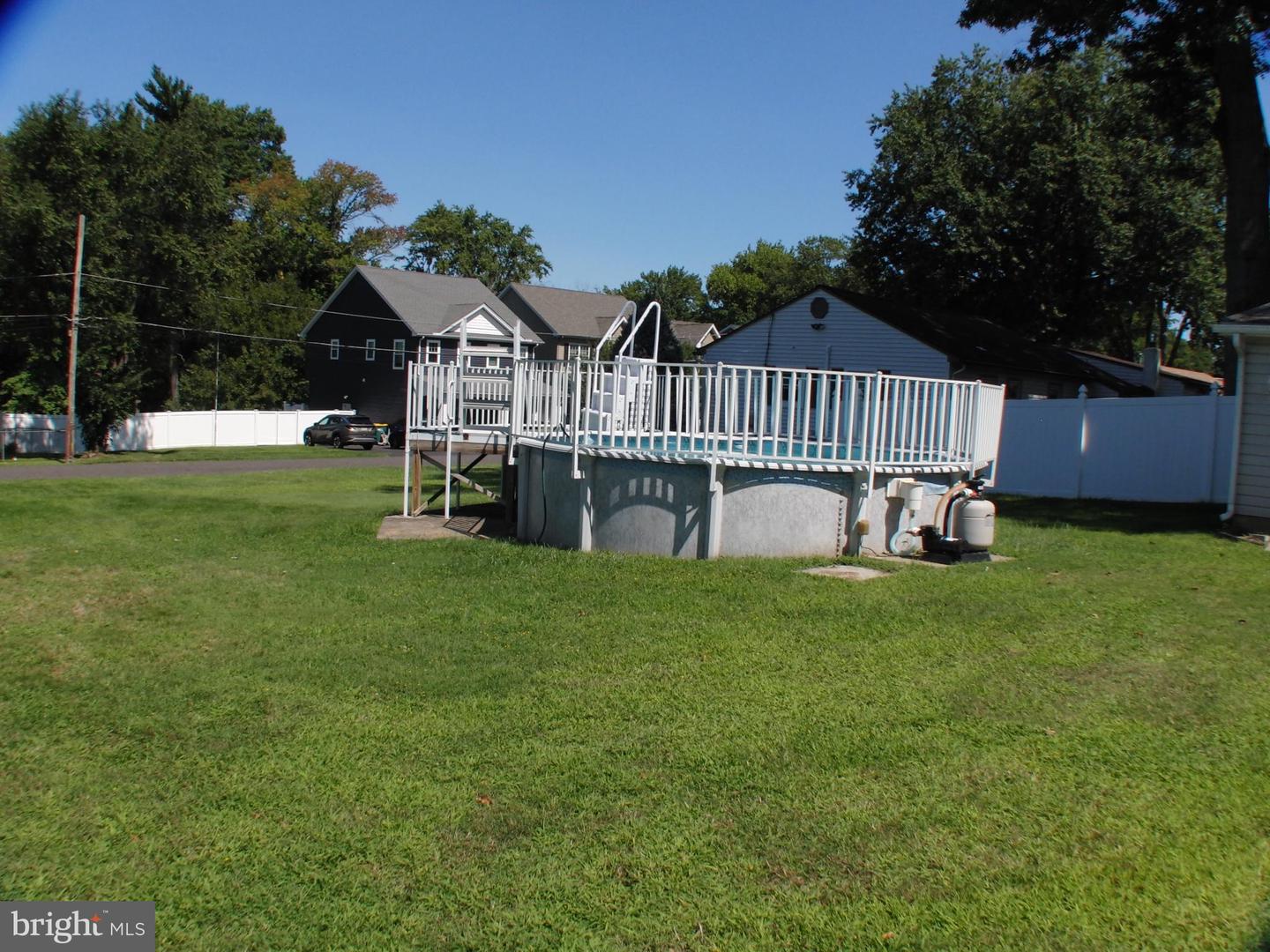 2265 Ogden Ave Property Photo 12