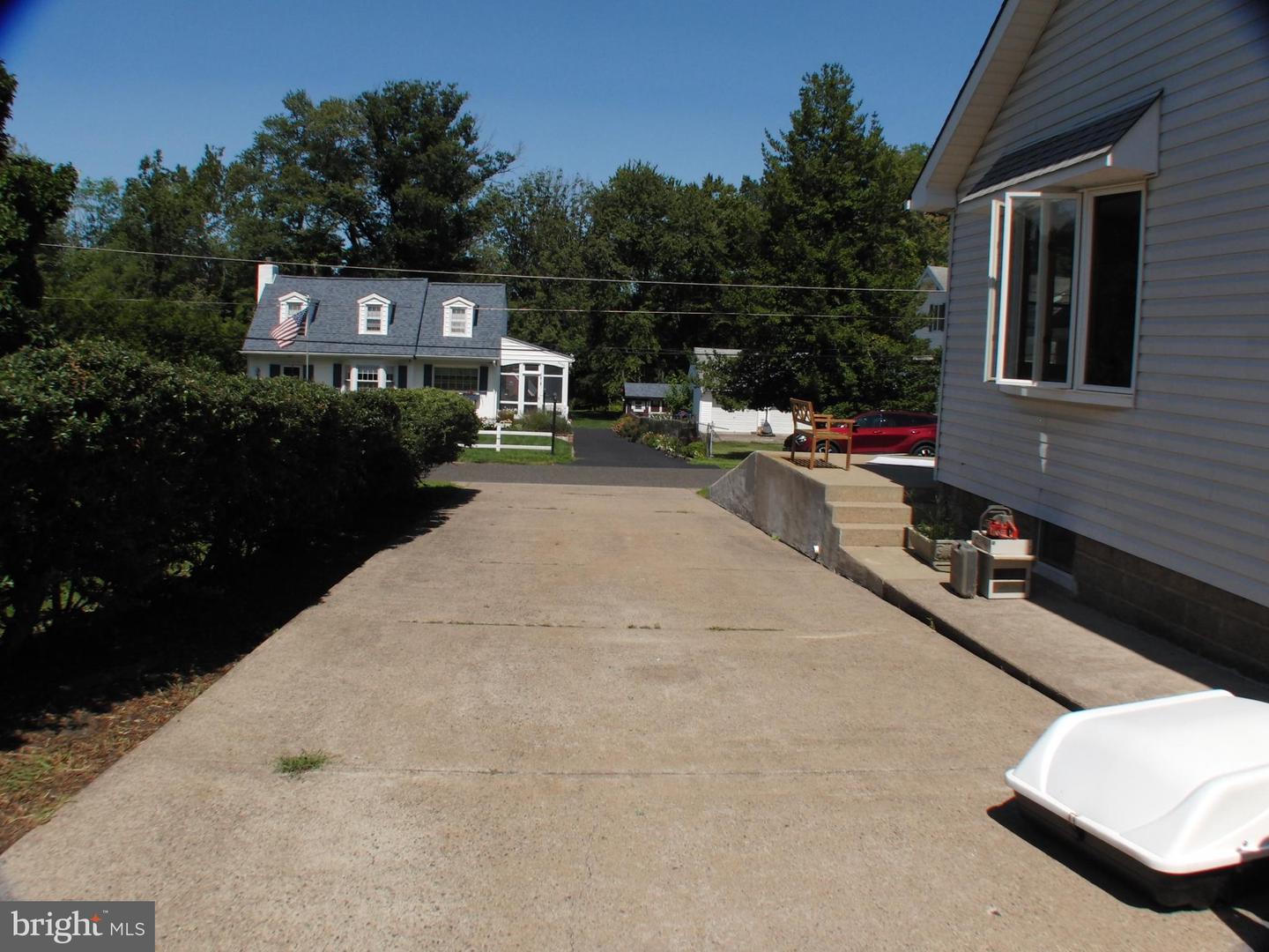 2265 Ogden Ave Property Photo 14