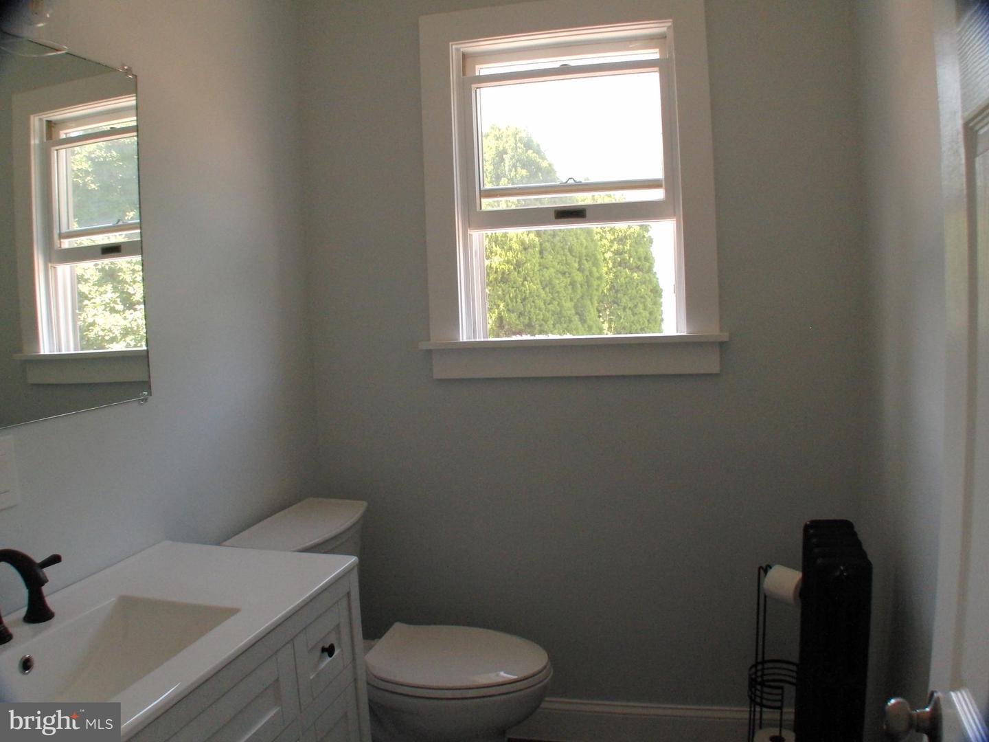 2265 Ogden Ave Property Photo 21