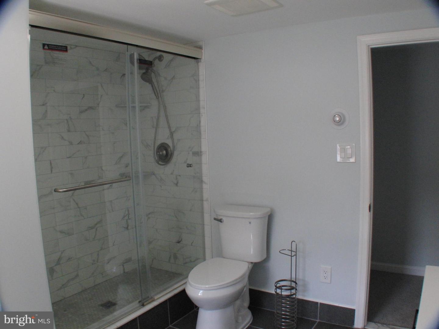 2265 Ogden Ave Property Photo 23