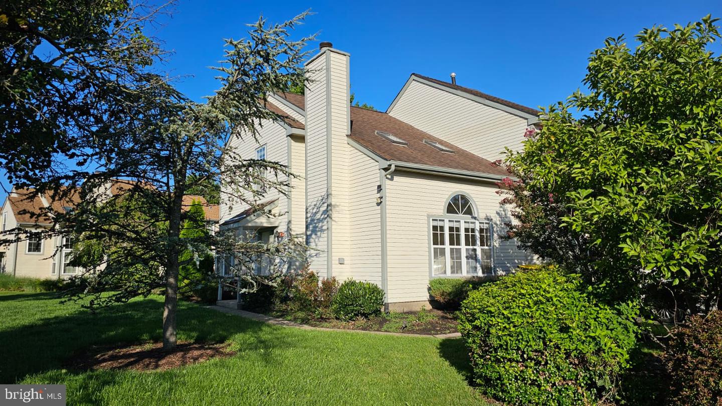1 Laurel Cir Property Photo 5