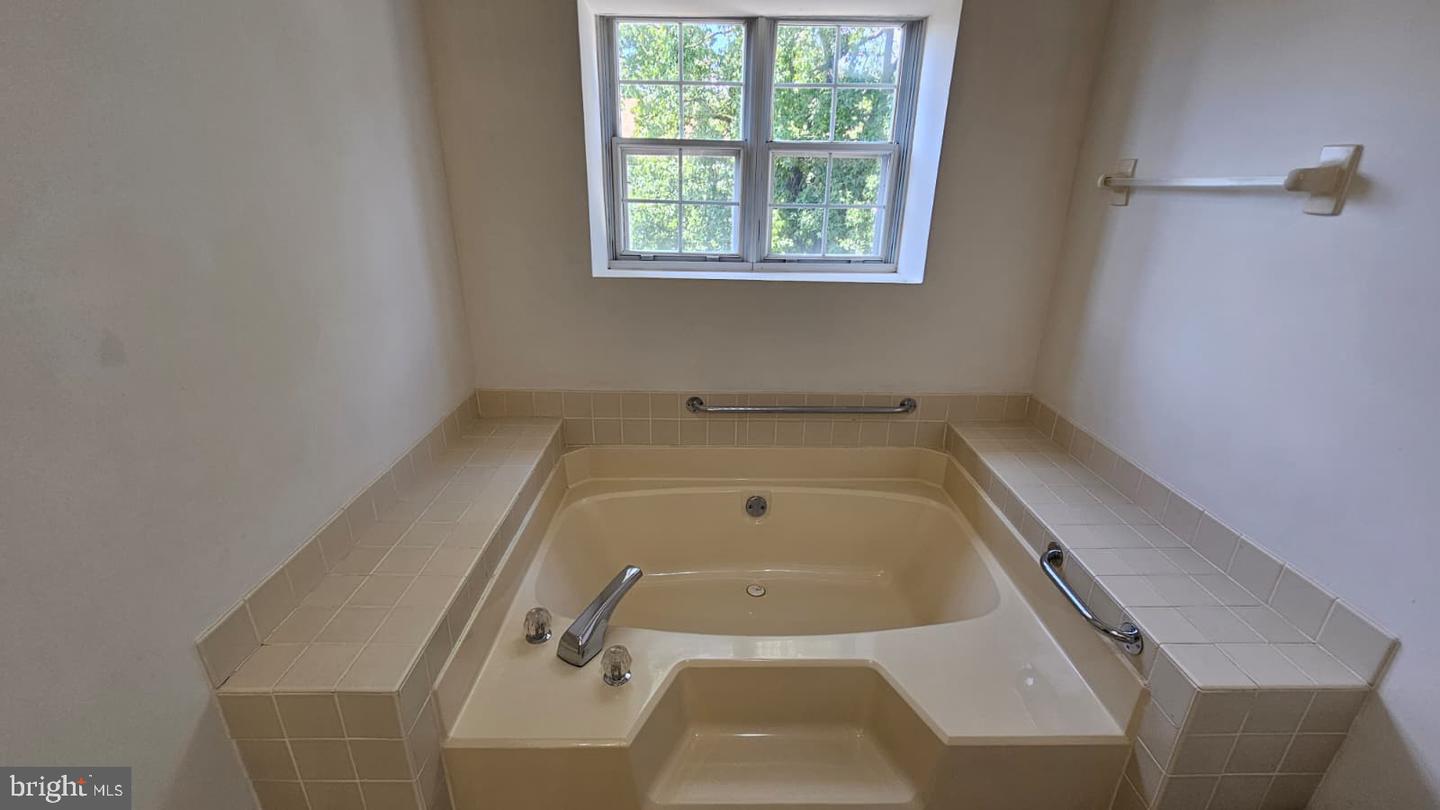 1 Laurel Cir Property Photo 30