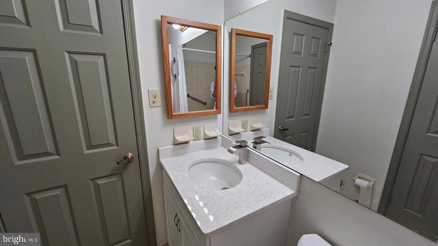 1 Laurel Cir Property Photo 38