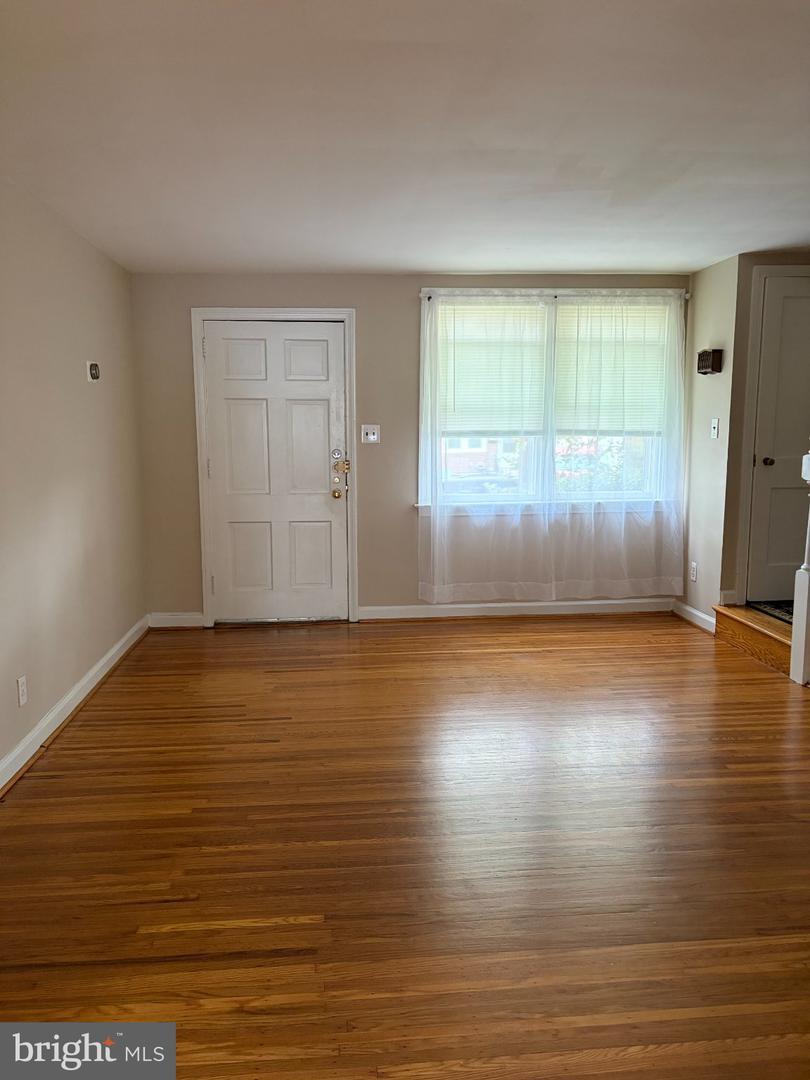 826 3rd Property Photo 3