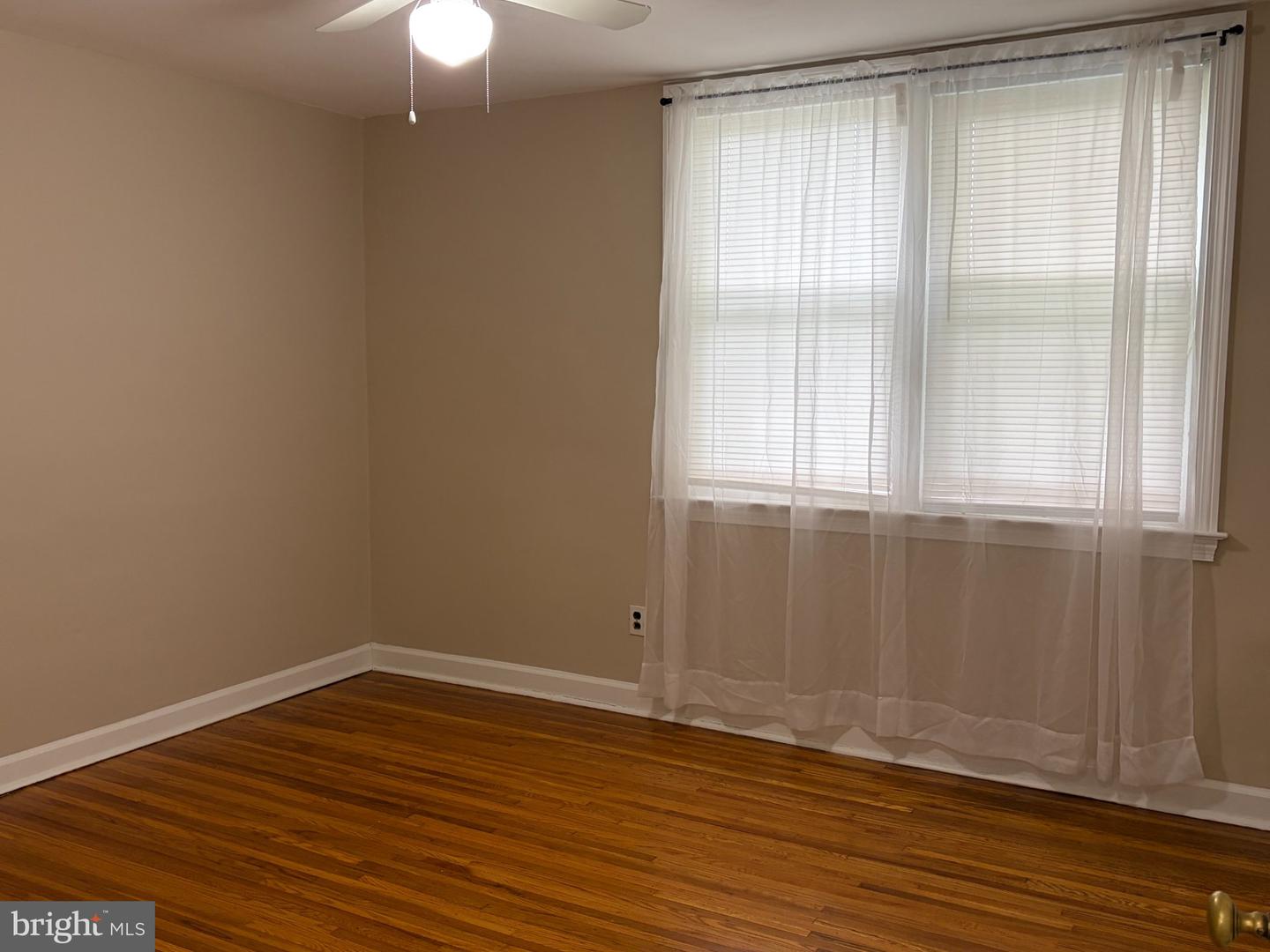 826 3rd Property Photo 14