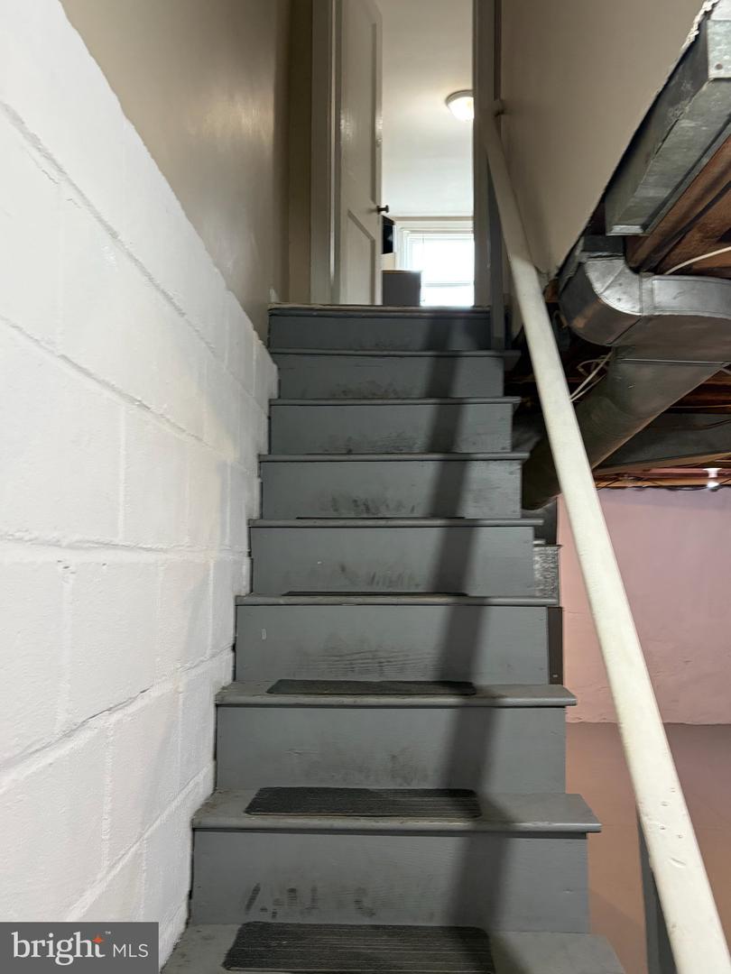 826 3rd Property Photo 18