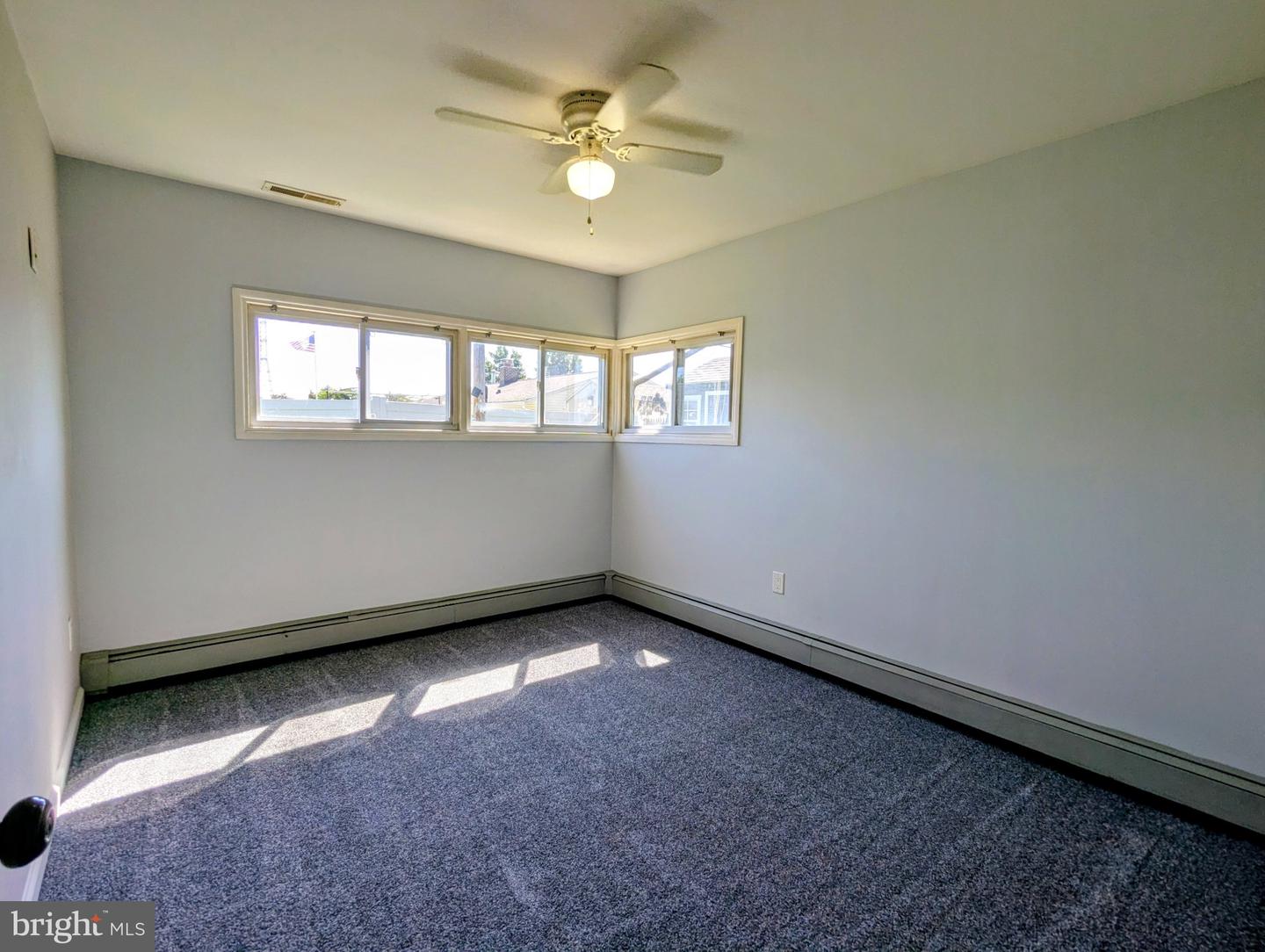 30 Forest Ln Property Photo 18