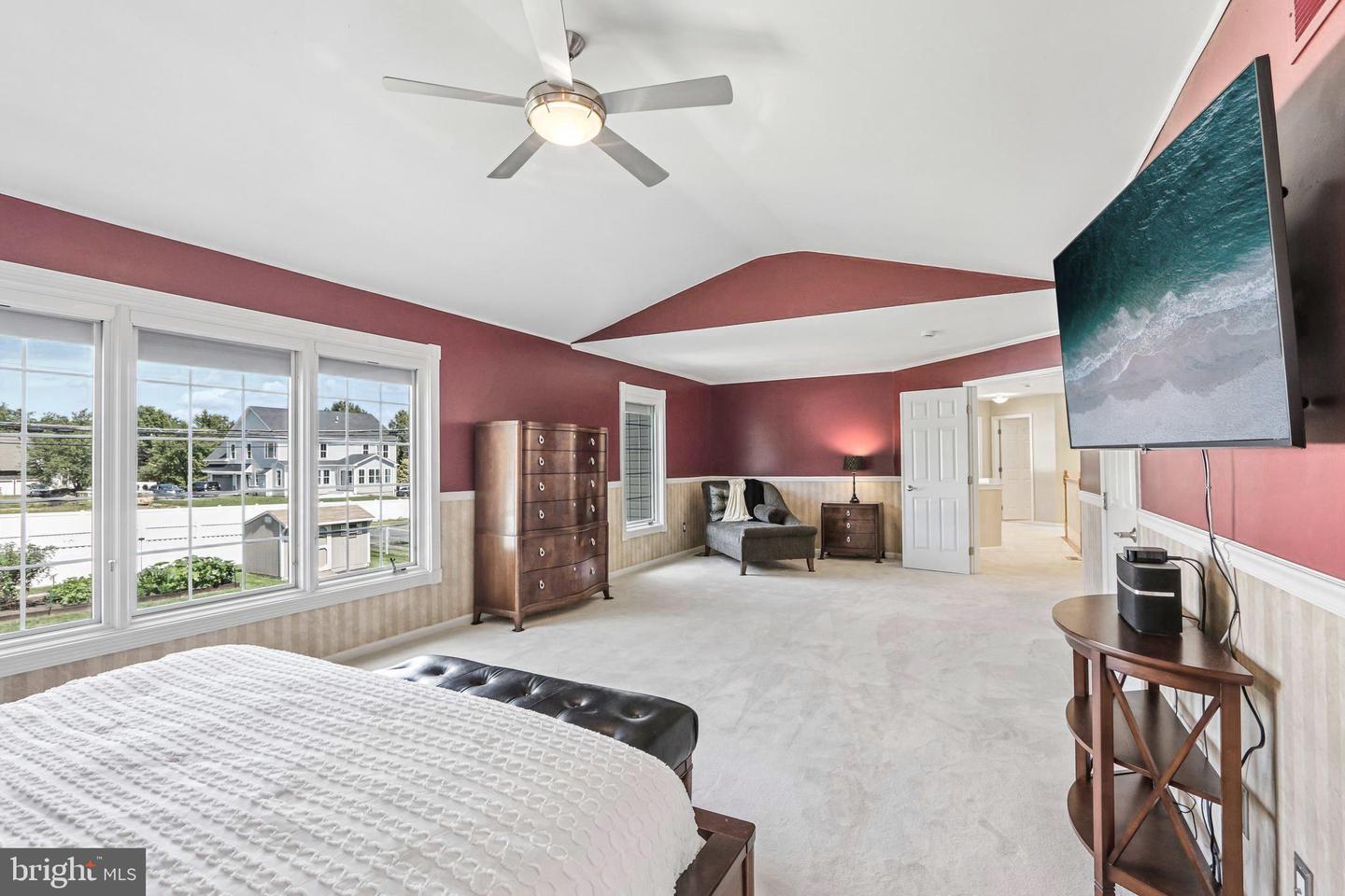 1096 Lily Pond Ln Property Photo 37