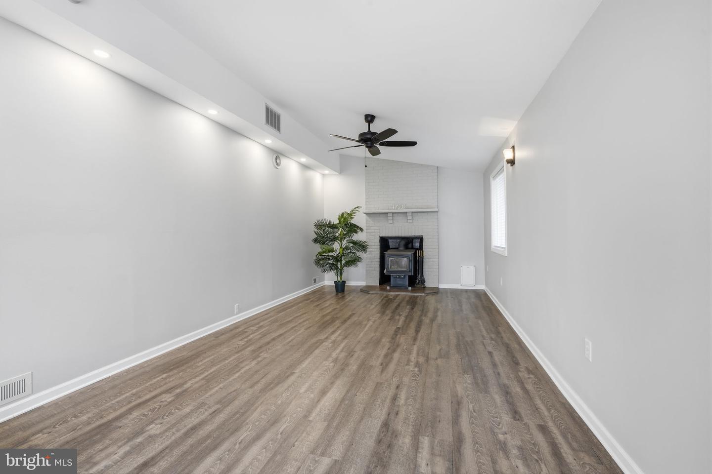 466 Hazel Ave Property Photo 11