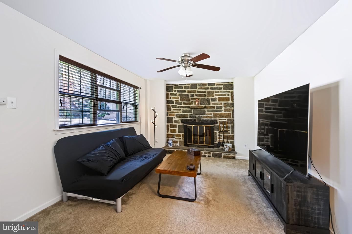2201 Shetland Dr Property Photo 12