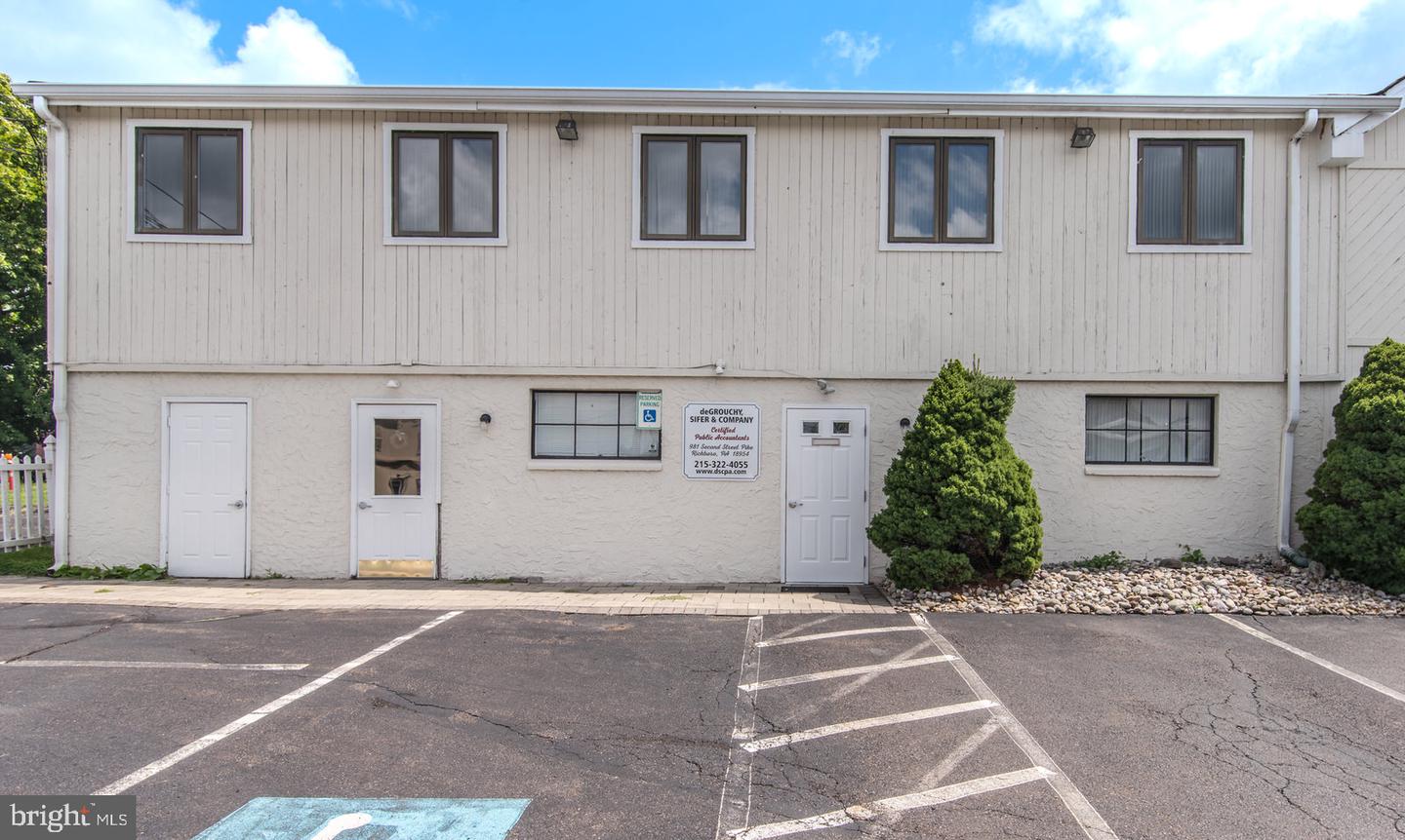 981 SECOND STREET PIKE #2 Property Photo 1