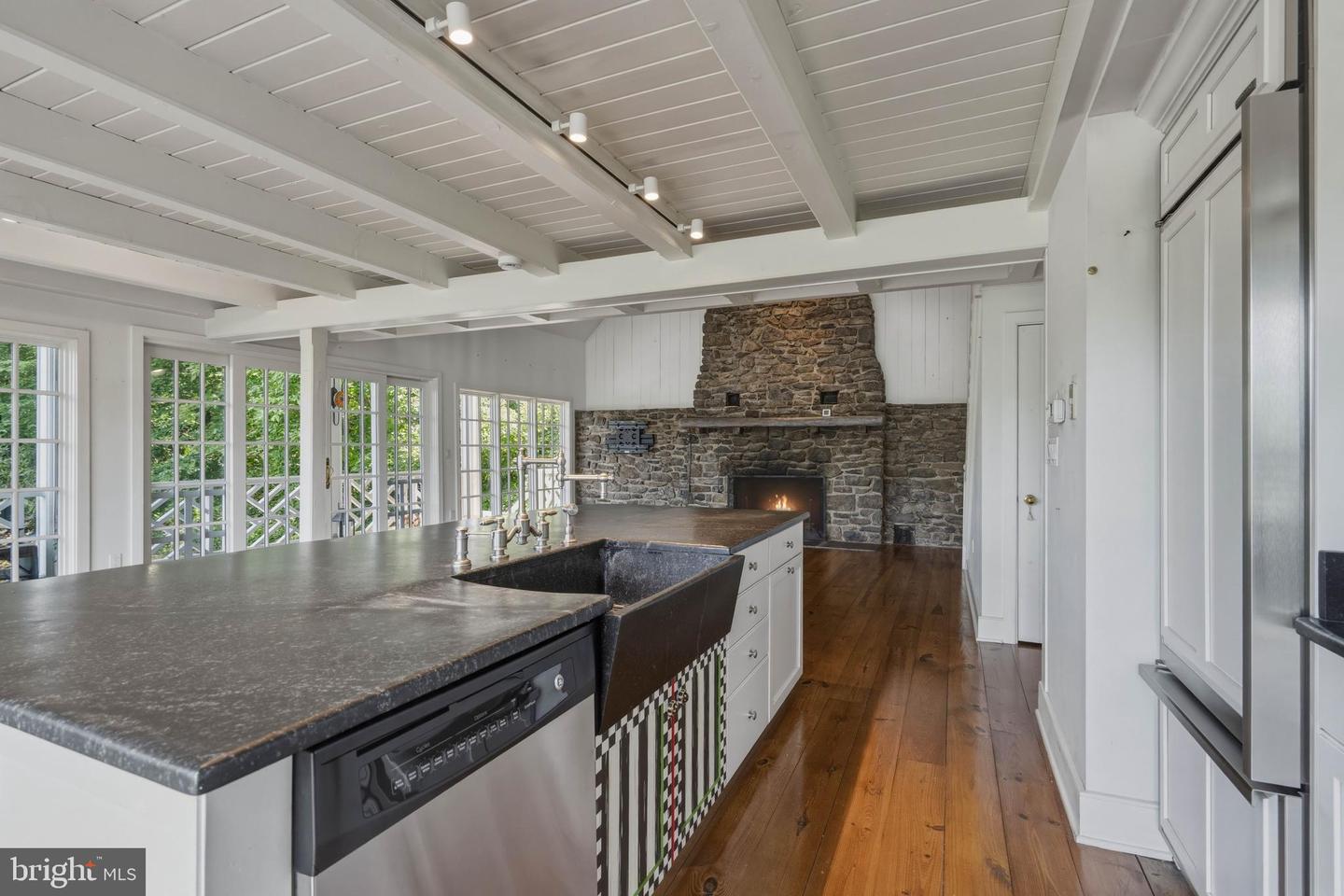 3610b River Rd Property Photo 12
