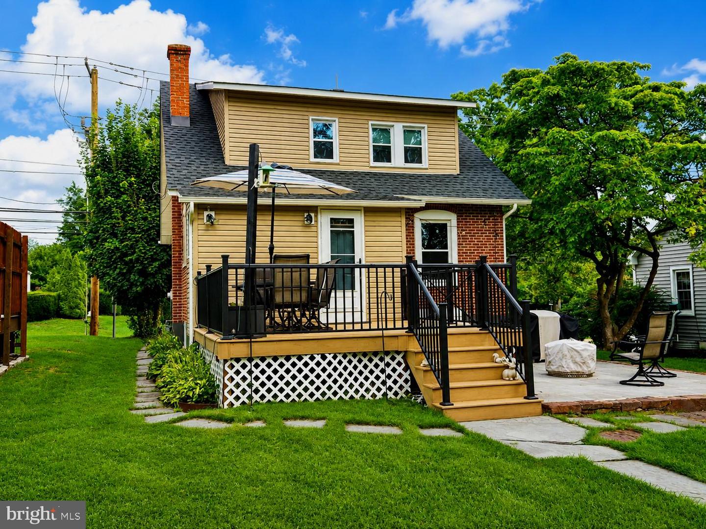 404 W Callowhill St Property Photo 4
