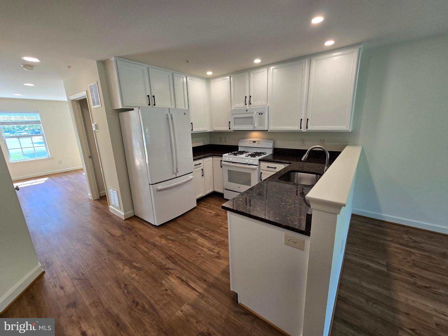 4160 Signature Drive Property Photo 6