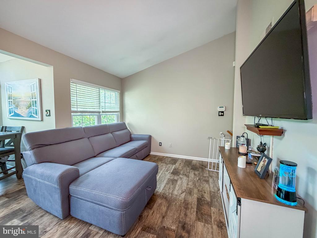 3703 Bennett Property Photo 15