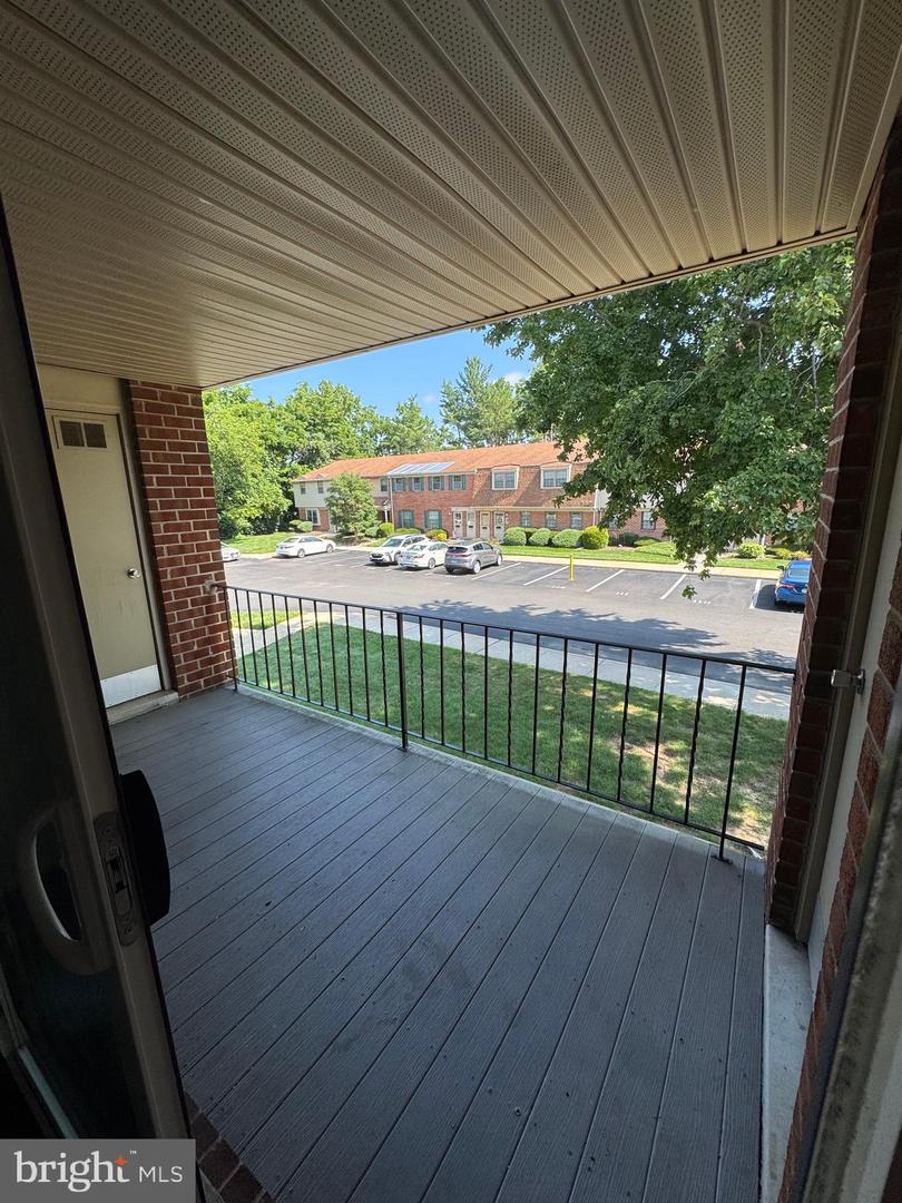 1155 York Rd #e2 Property Photo 3