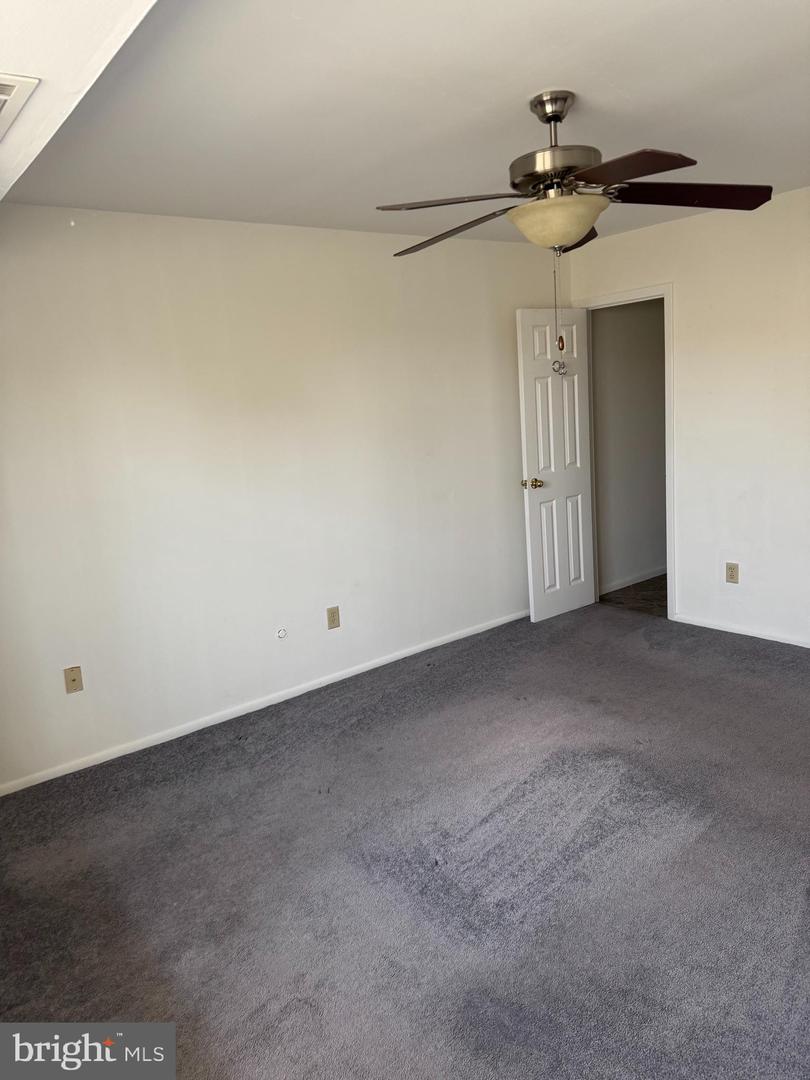 1155 York Rd #e2 Property Photo 15