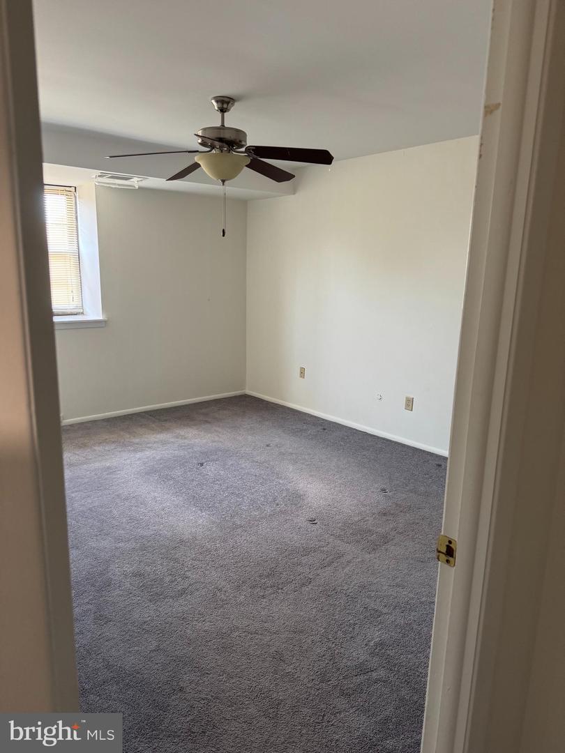 1155 York Rd #e2 Property Photo 16