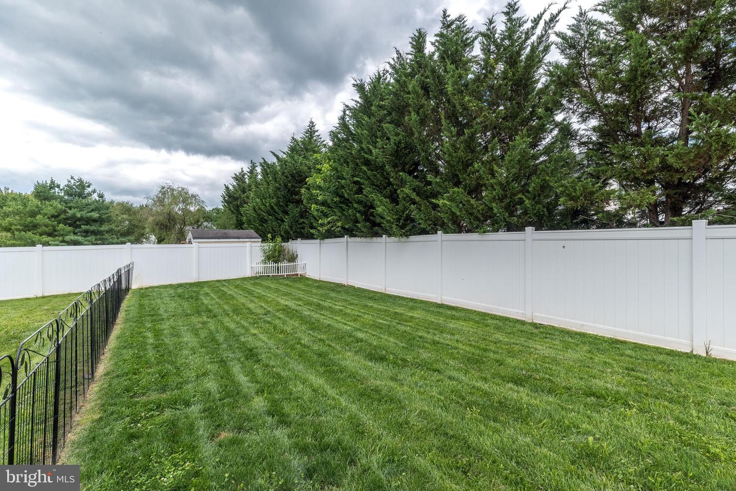 1233 Cobblestone Dr Property Photo 35