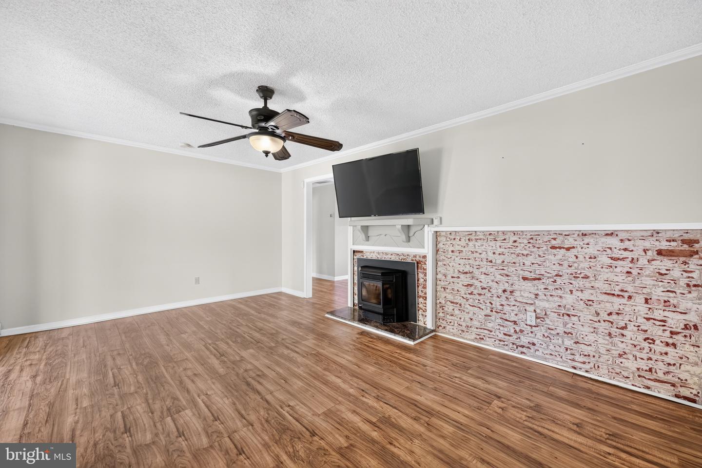45 Schoolhouse Ln Property Photo 6