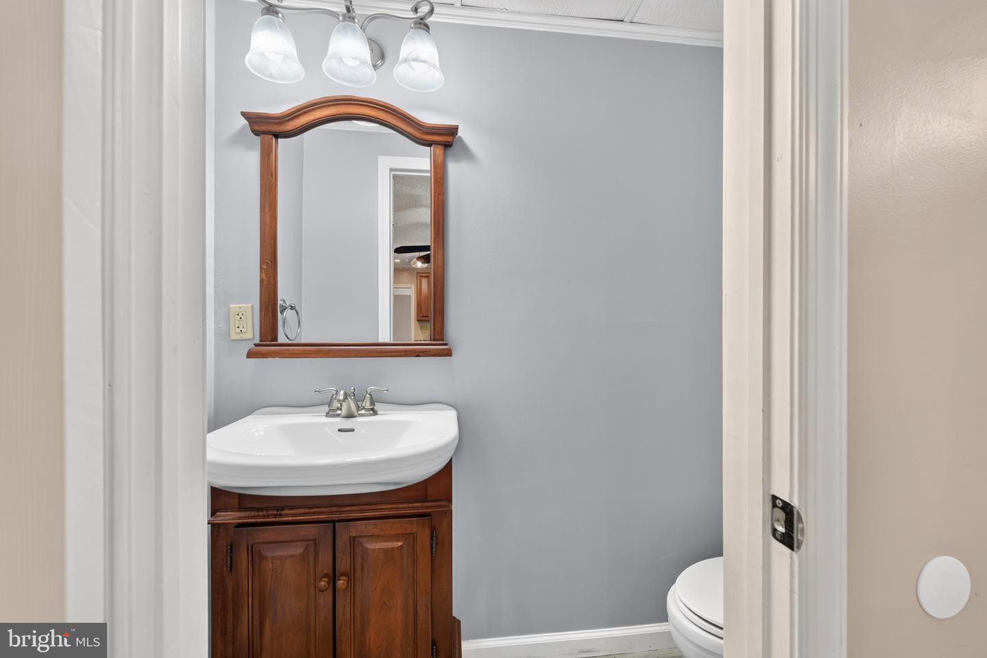 45 Schoolhouse Ln Property Photo 11