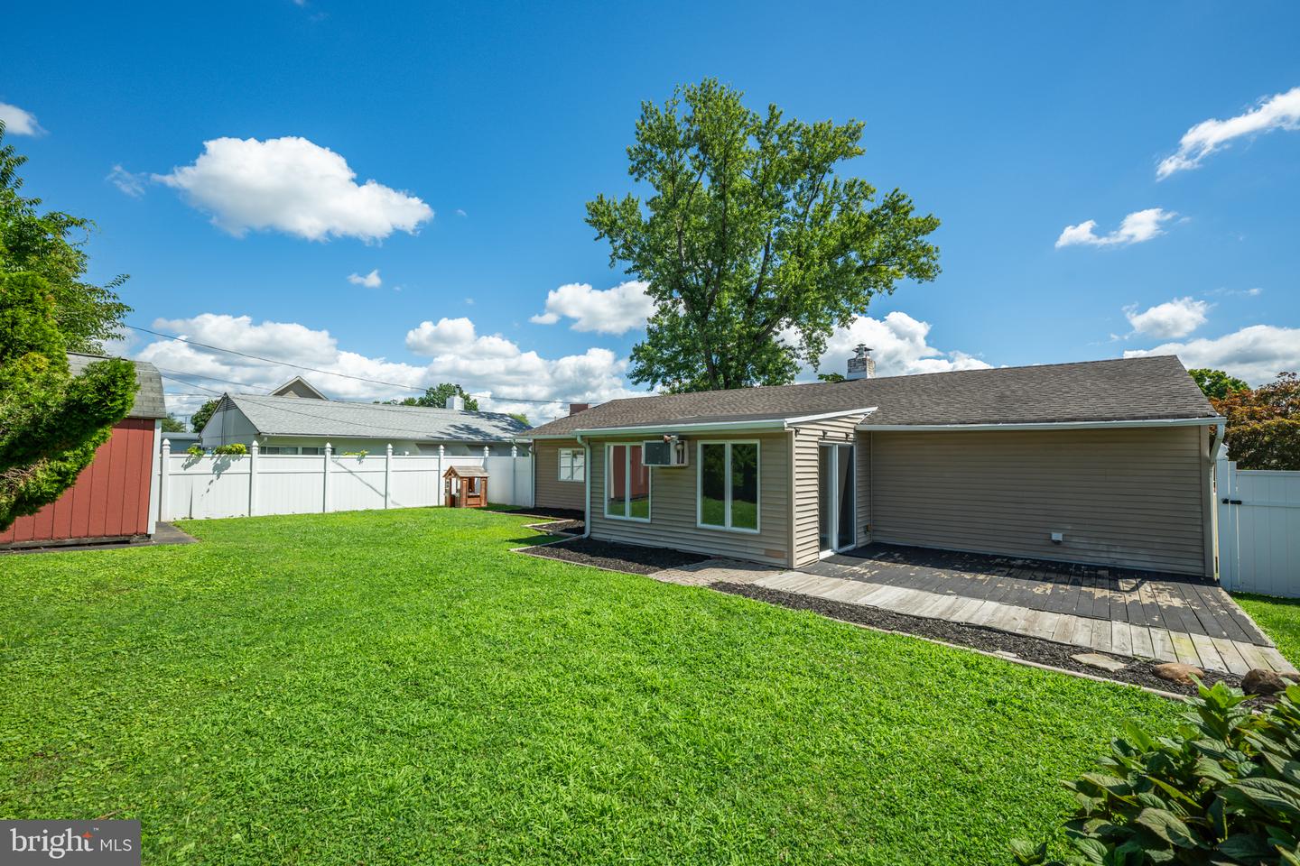 45 Schoolhouse Ln Property Photo 19