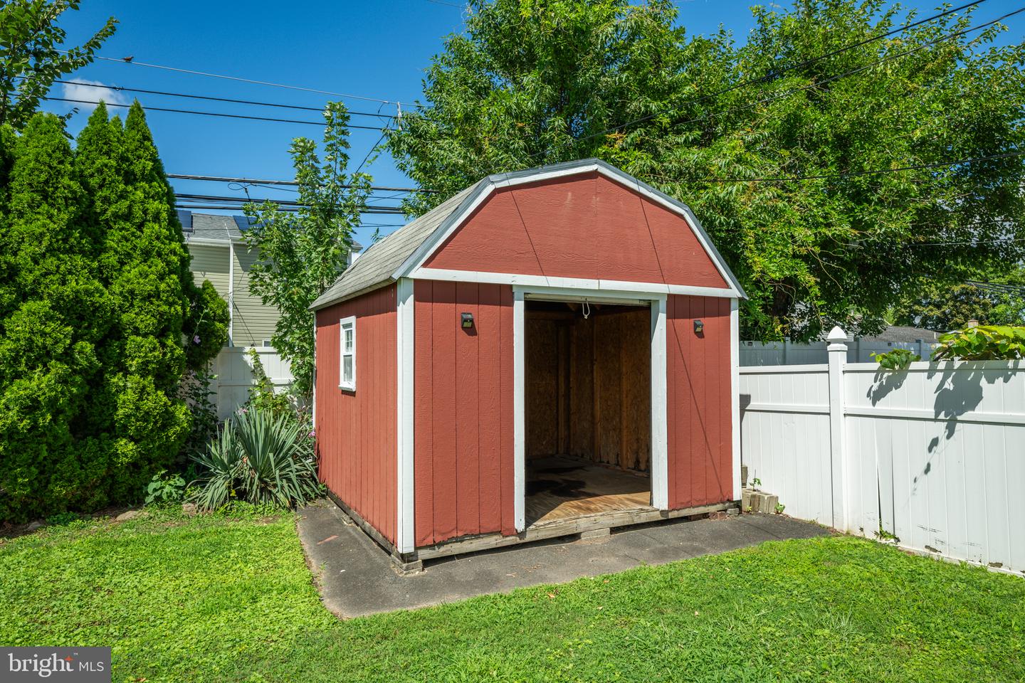 45 Schoolhouse Ln Property Photo 21