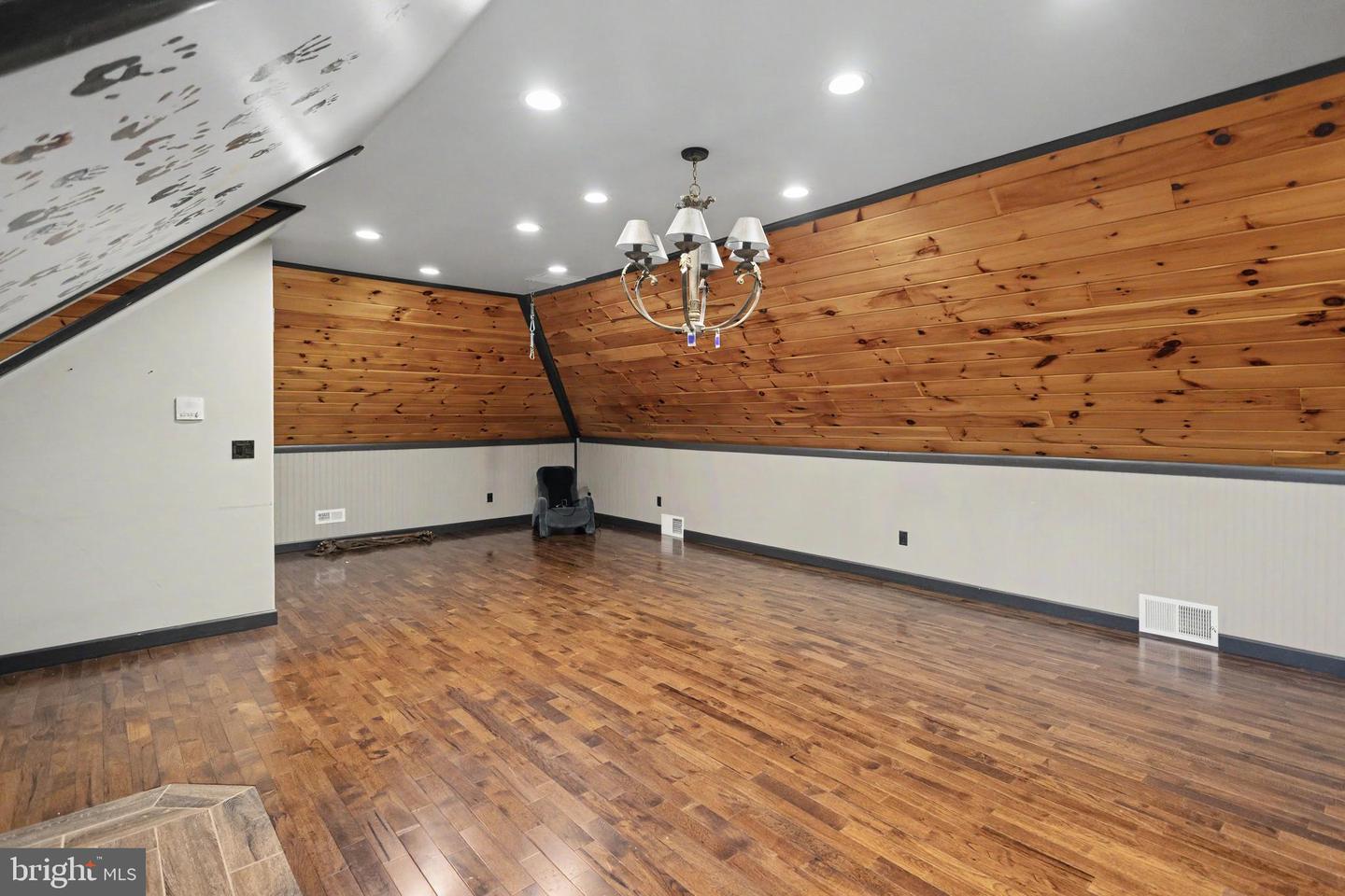 1241 Jasmine Way Property Photo 34