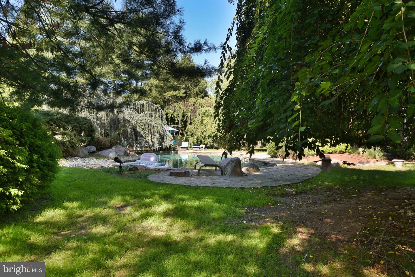 47 Loretta Cir Property Photo 12