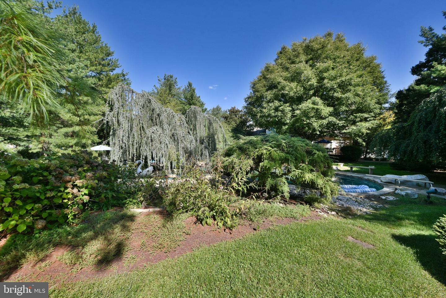 47 Loretta Cir Property Photo 17