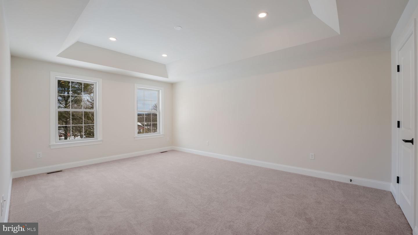 5 Farber Drive Property Photo 17