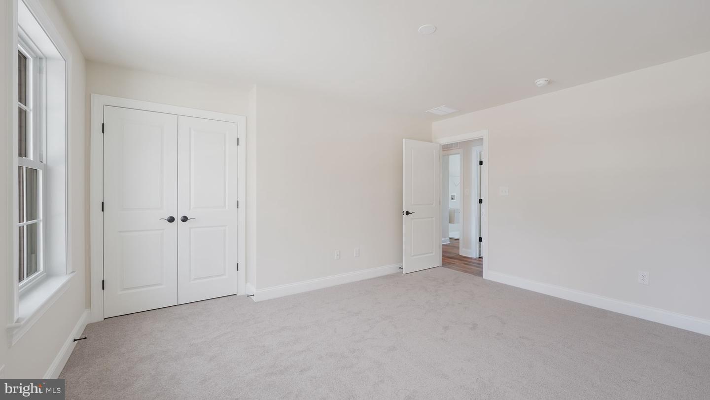5 Farber Drive Property Photo 22