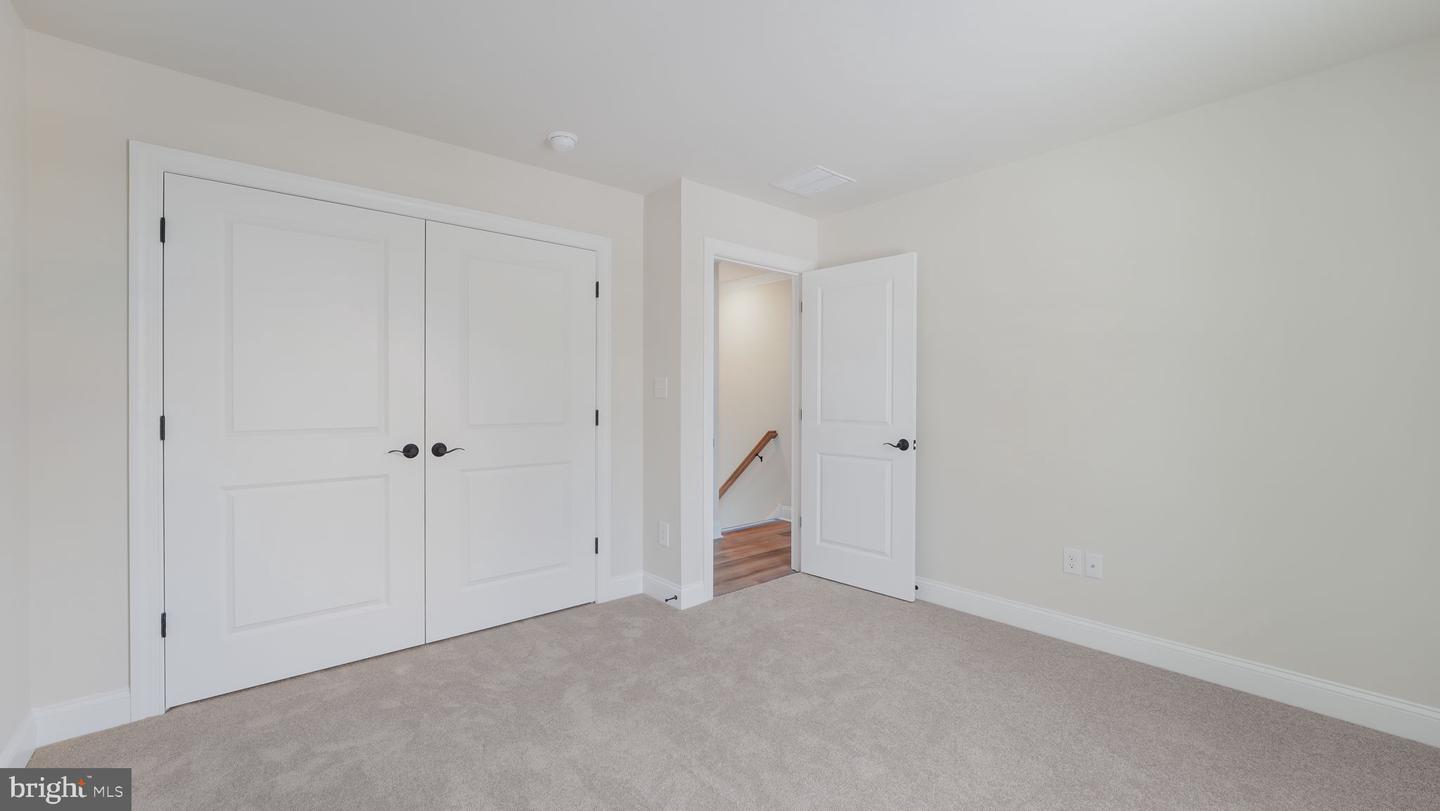 5 Farber Drive Property Photo 23