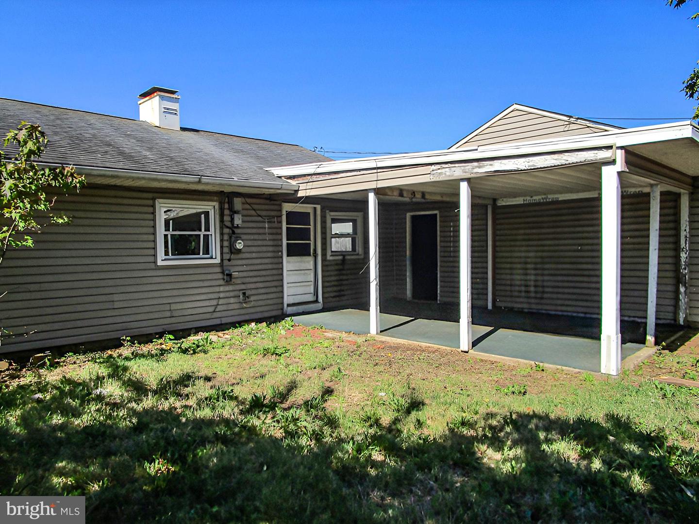 254 N Oxford Valley Rd Property Photo 14
