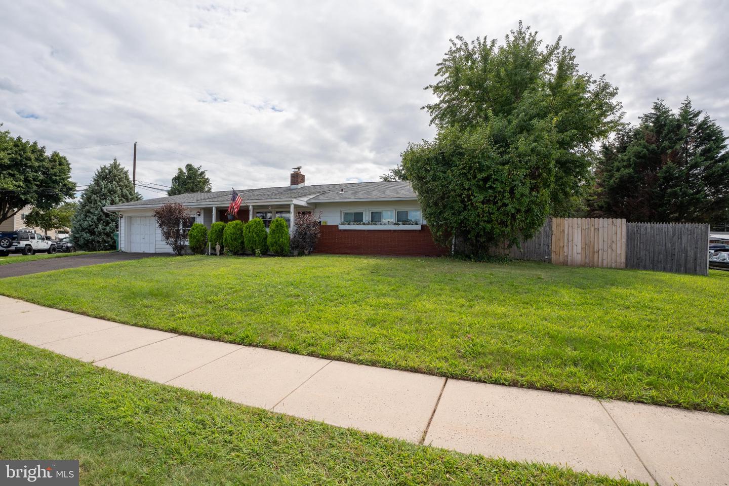 35 Spiral Ln Property Photo 2