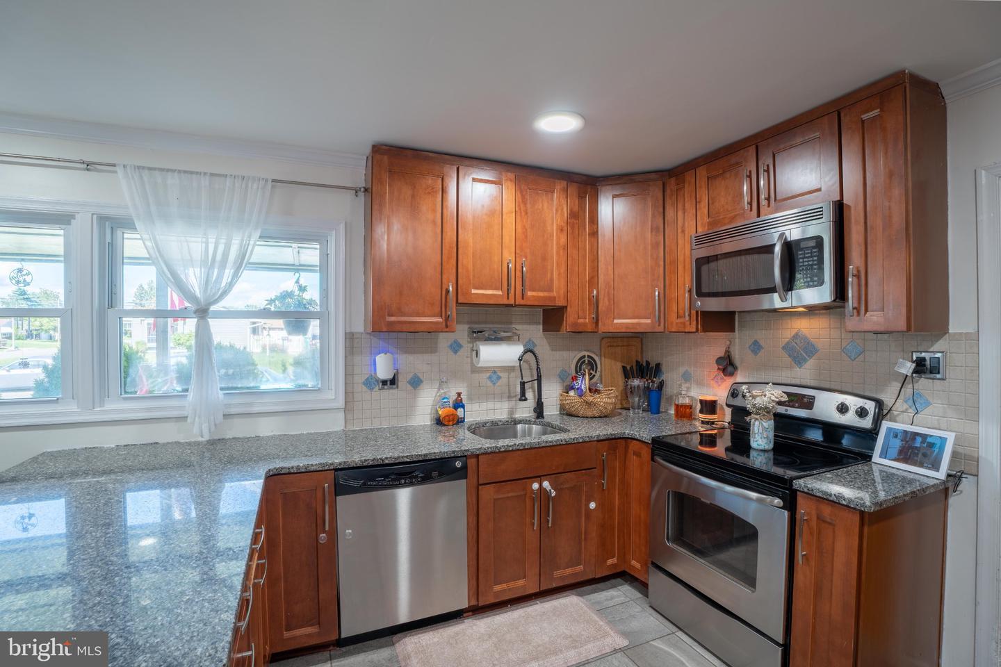 35 Spiral Ln Property Photo 7