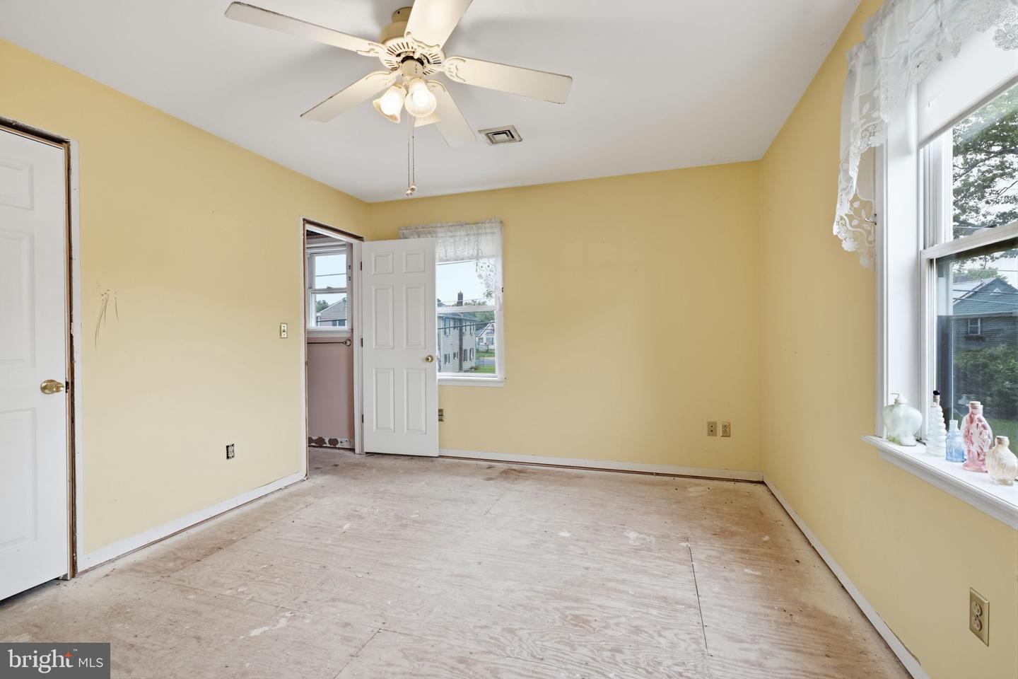 7105 Riverview Ave Property Photo 26