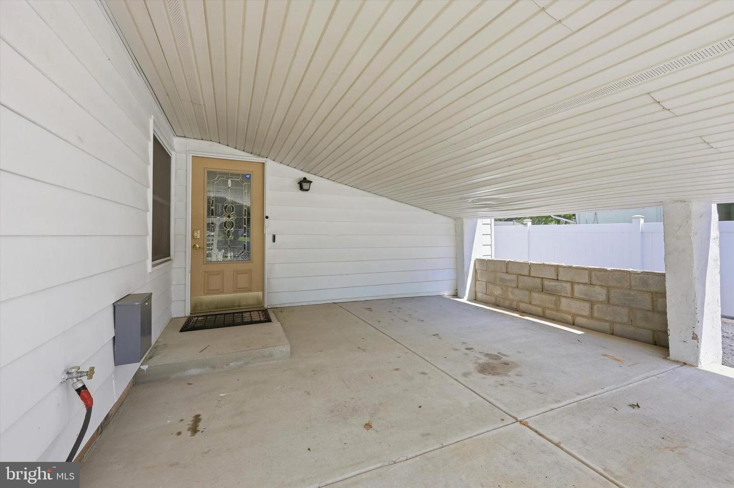 26 Myrtle Ln Property Photo 24