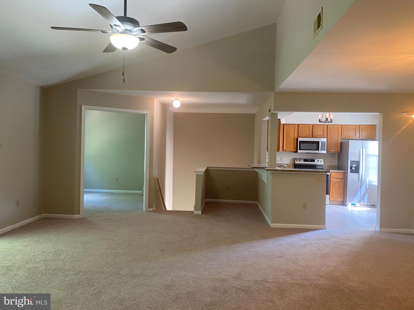 204 Andover Ct Property Photo 6