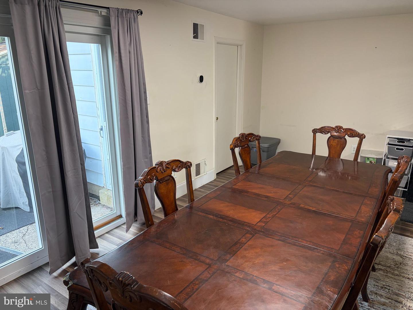 9 Stonegate Vlg Property Photo 11