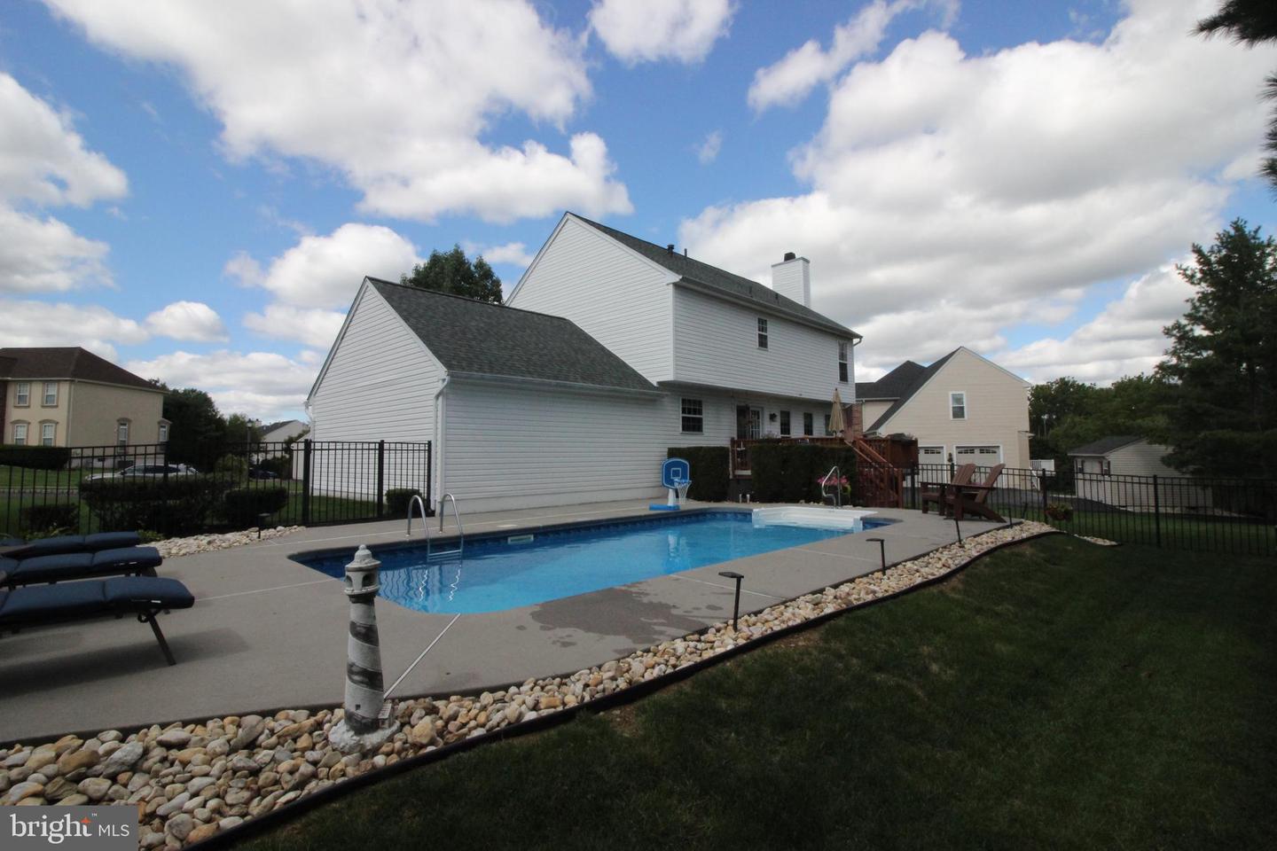 172 Buttercup Blvd Property Photo 8