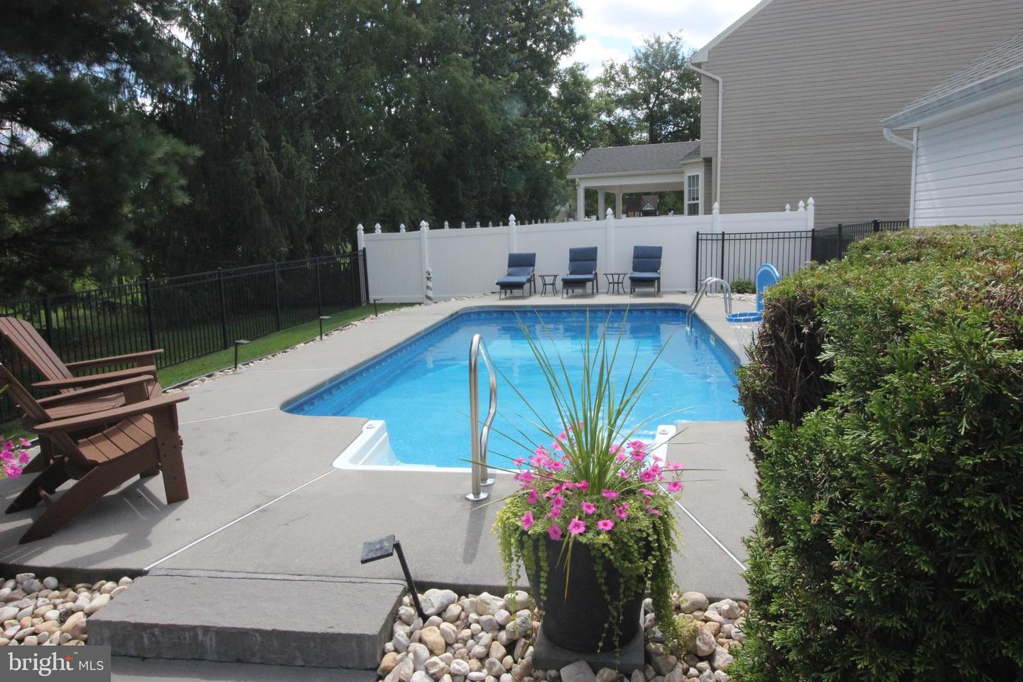 172 Buttercup Blvd Property Photo 9