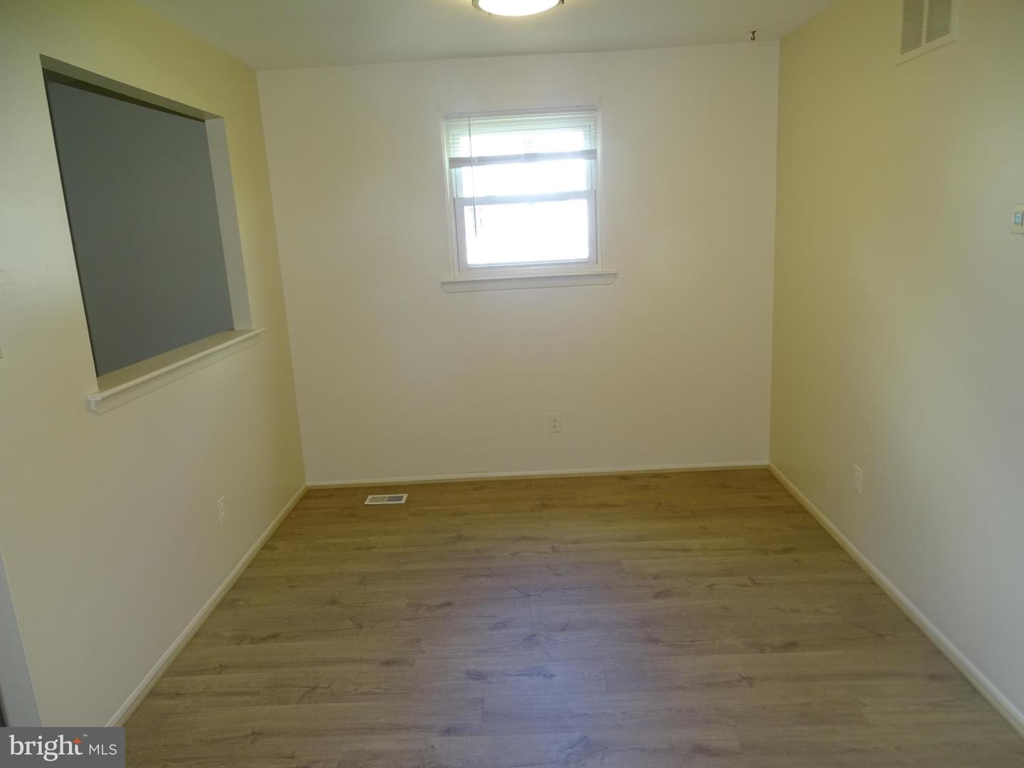 2188 Lisa Dr #a Property Photo 5