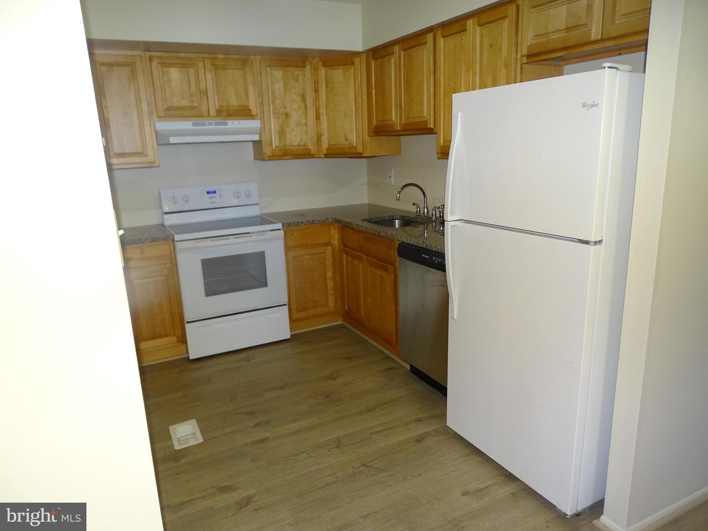 2188 Lisa Dr #a Property Photo 6