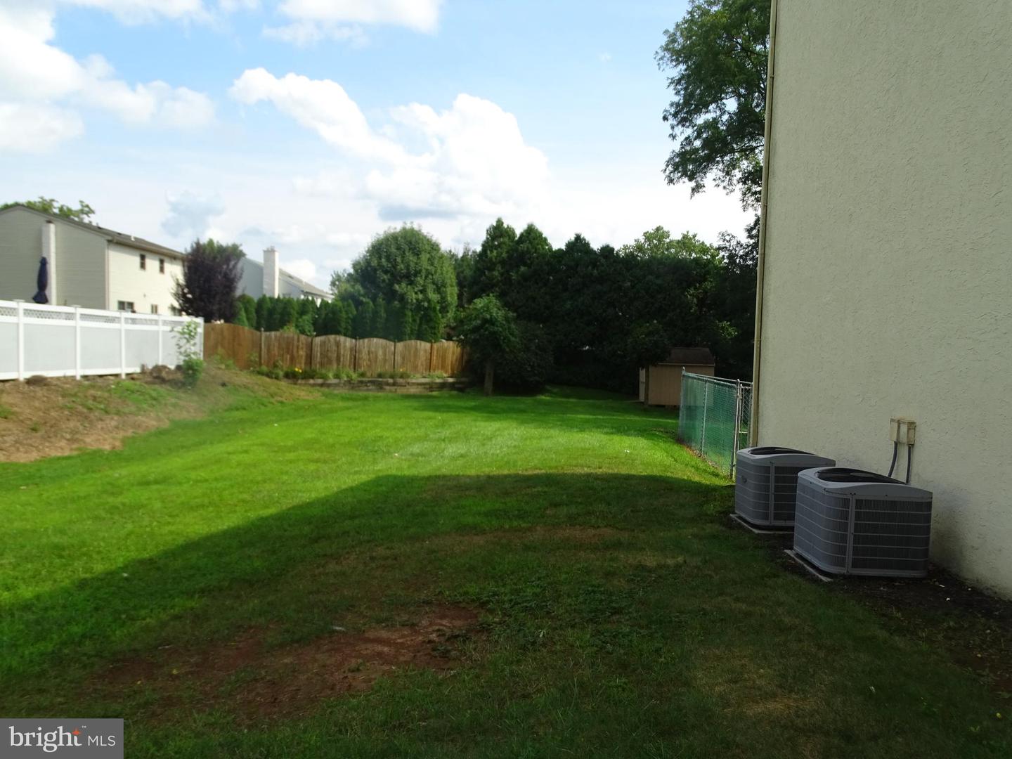 2188 Lisa Dr #a Property Photo 17