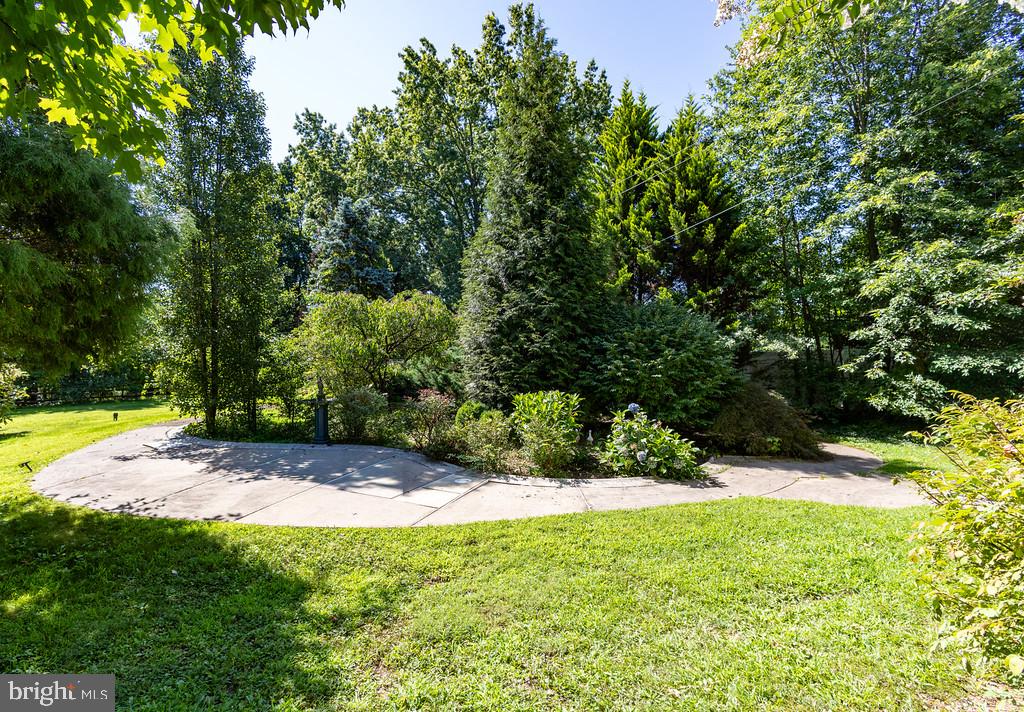 28 Valley View Dr Property Photo 16