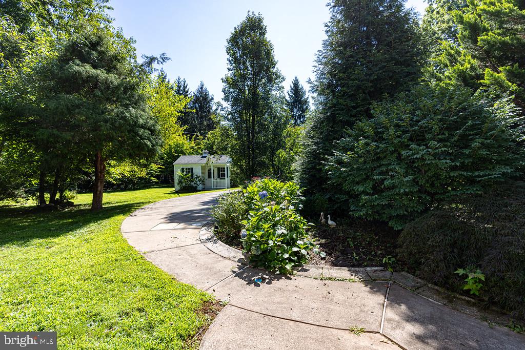 28 Valley View Dr Property Photo 17